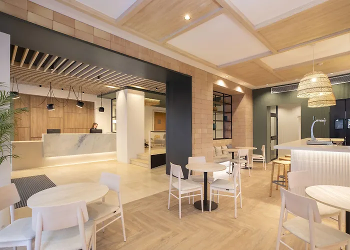 Grupotel Gravina